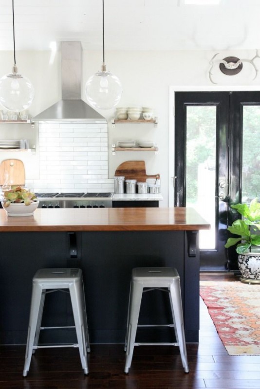 kitchen showrooms ヨ black and white hawk haven