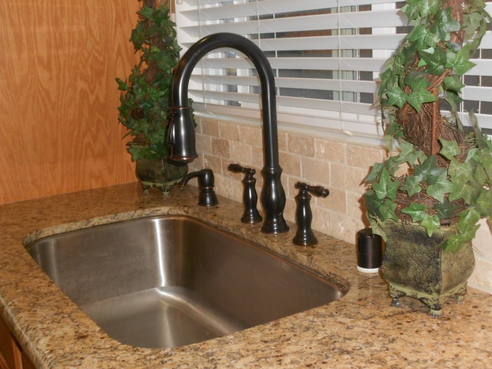 faucet for kitchen sink with granite