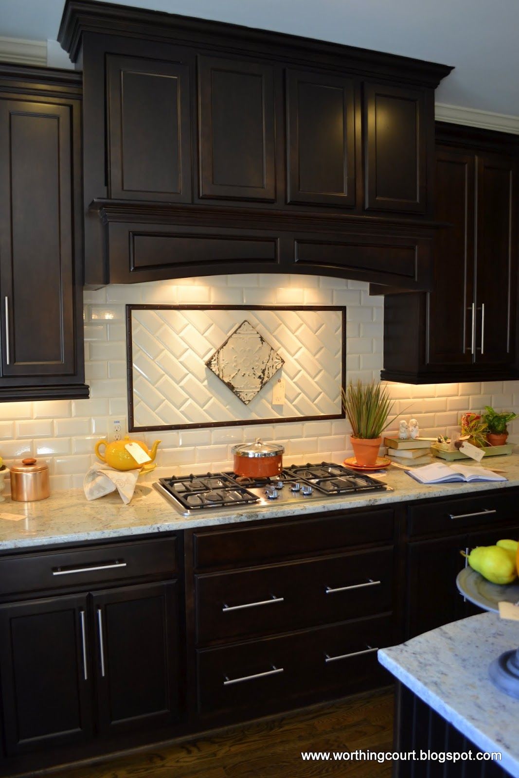 Dark kitchen cabinets backsplash ideas | Hawk Haven