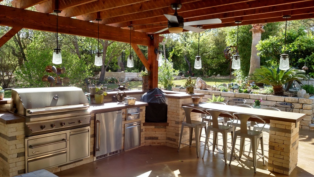 Outdoor kitchen austin | Hawk Haven