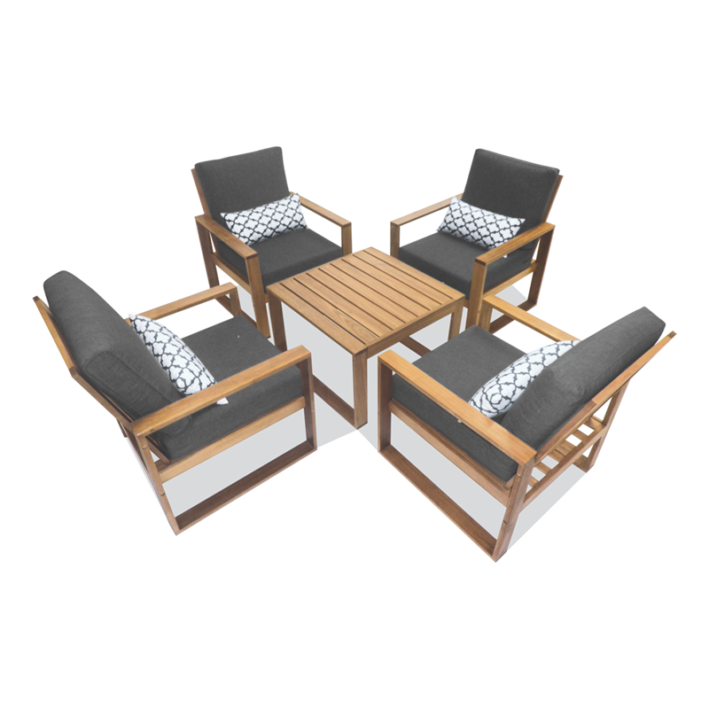 Design your outdoor lounge with the right furniture | Hawk Haven
