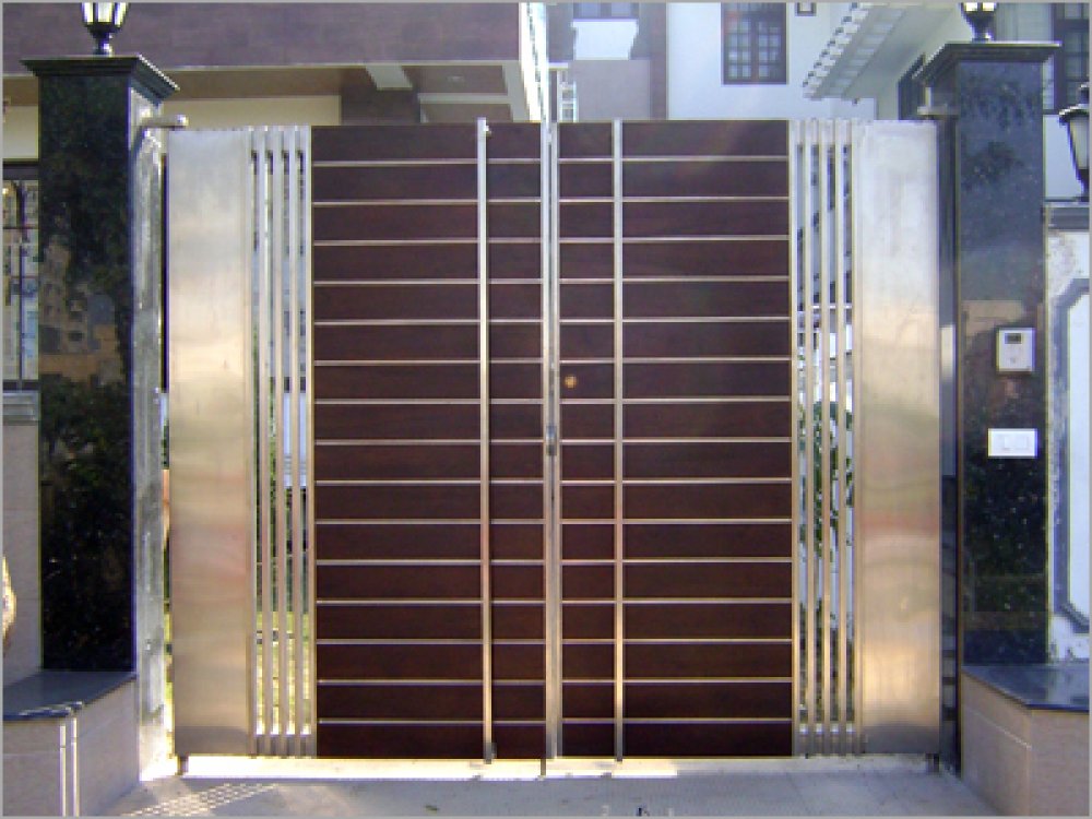 Steel gate design | Hawk Haven