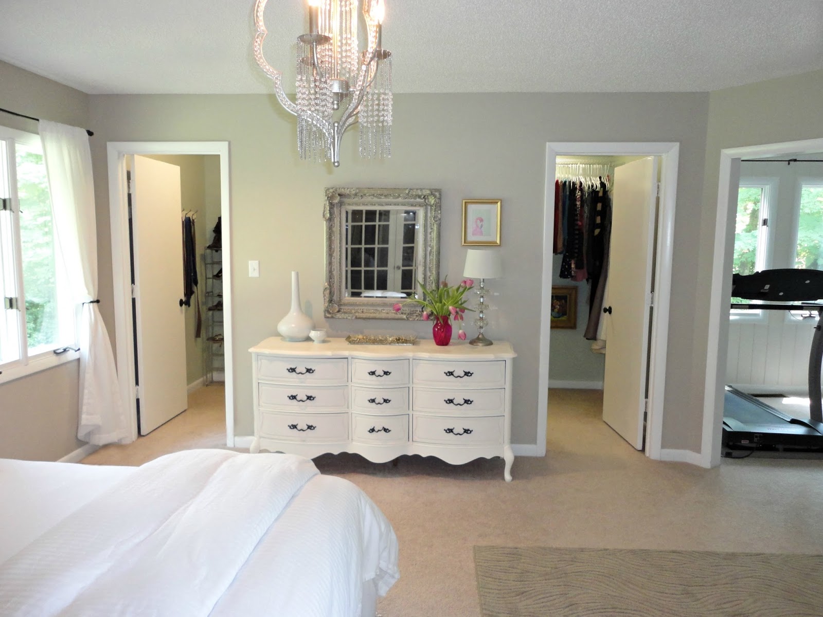 Walk In Closet Designs For A Master Bedroom Hawk Haven 1176