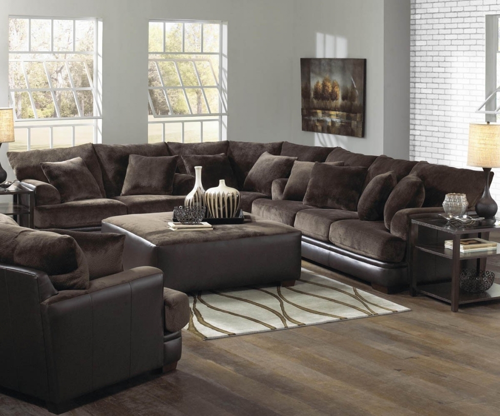 Living Room Sectionals Photo 1 