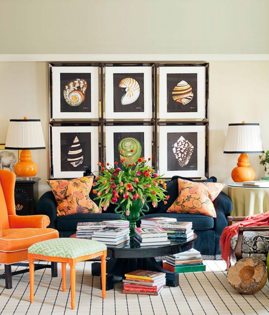 Make Your Living Room Presentable from these 28 ideas of wall decor for