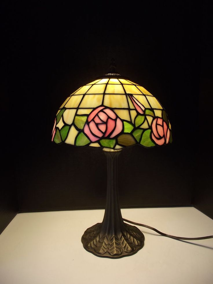 Red Rose Stained Glass Table Lamp Shades