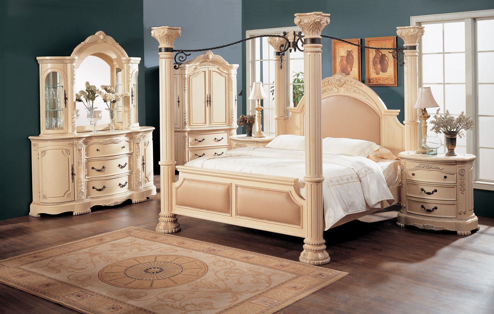 Exotic bedroom furniture sets