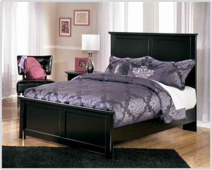 Cottage bedroom furniture black