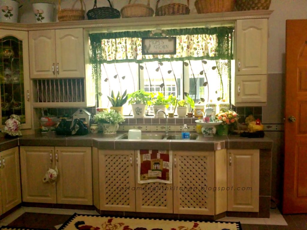 Country kitchen cabinets pictures