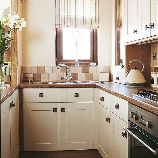 Country kitchen designs for small kitchens