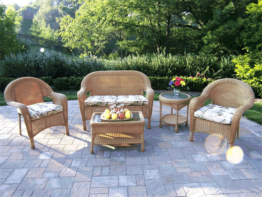 Outdoor wicker furniture cushions