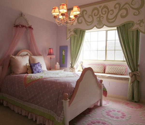 Traditional pink bedroom