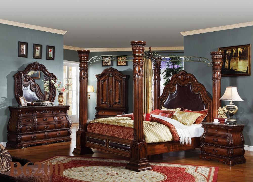 Traditional poster bedroom sets