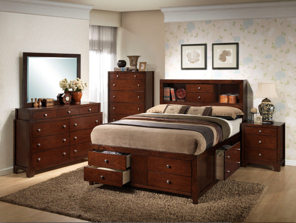 Traditional queen bedroom sets
