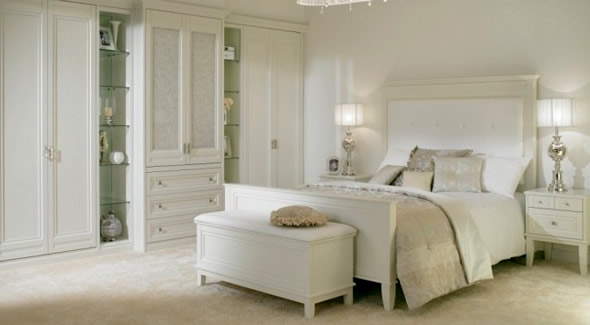 White bedroom furniture decorating ideas