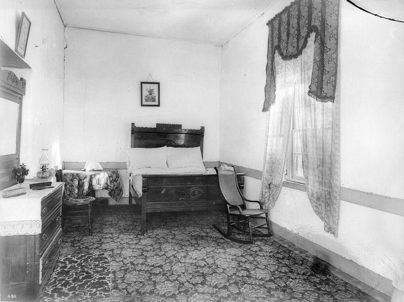 Bedroom in Camulos Ranch photo - 1