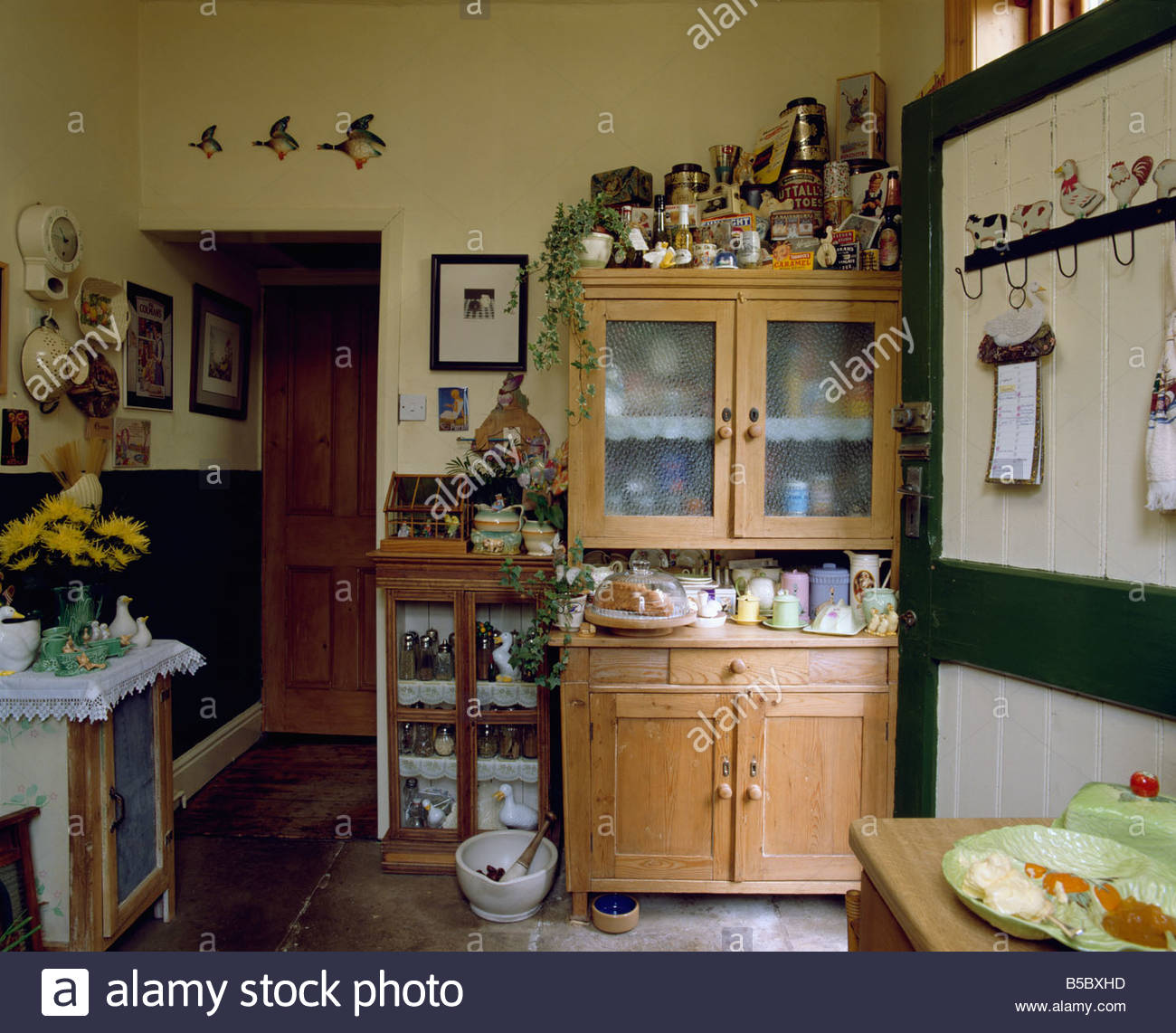 Country Life Kitchen photo - 8