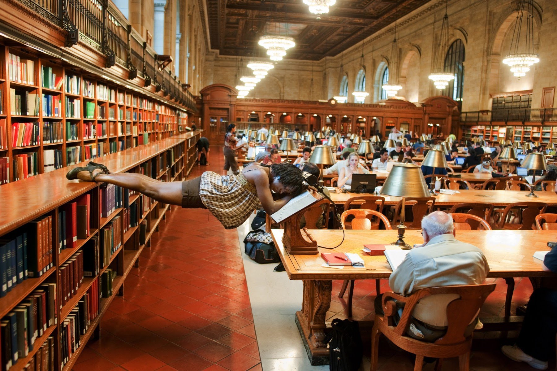 Greatest Private Libraries photo - 5