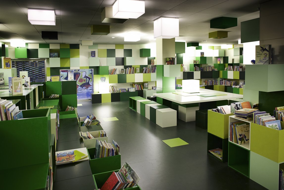 Library Interior Design photo - 2