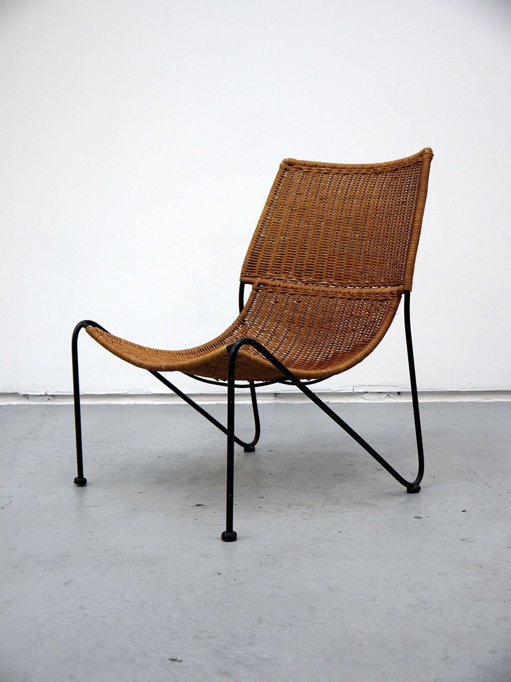 Rattan 50s Lounge Chair photo - 1