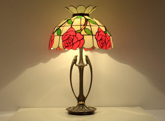 Red Rose Stained Glass Table Lamp Shades photo - 8