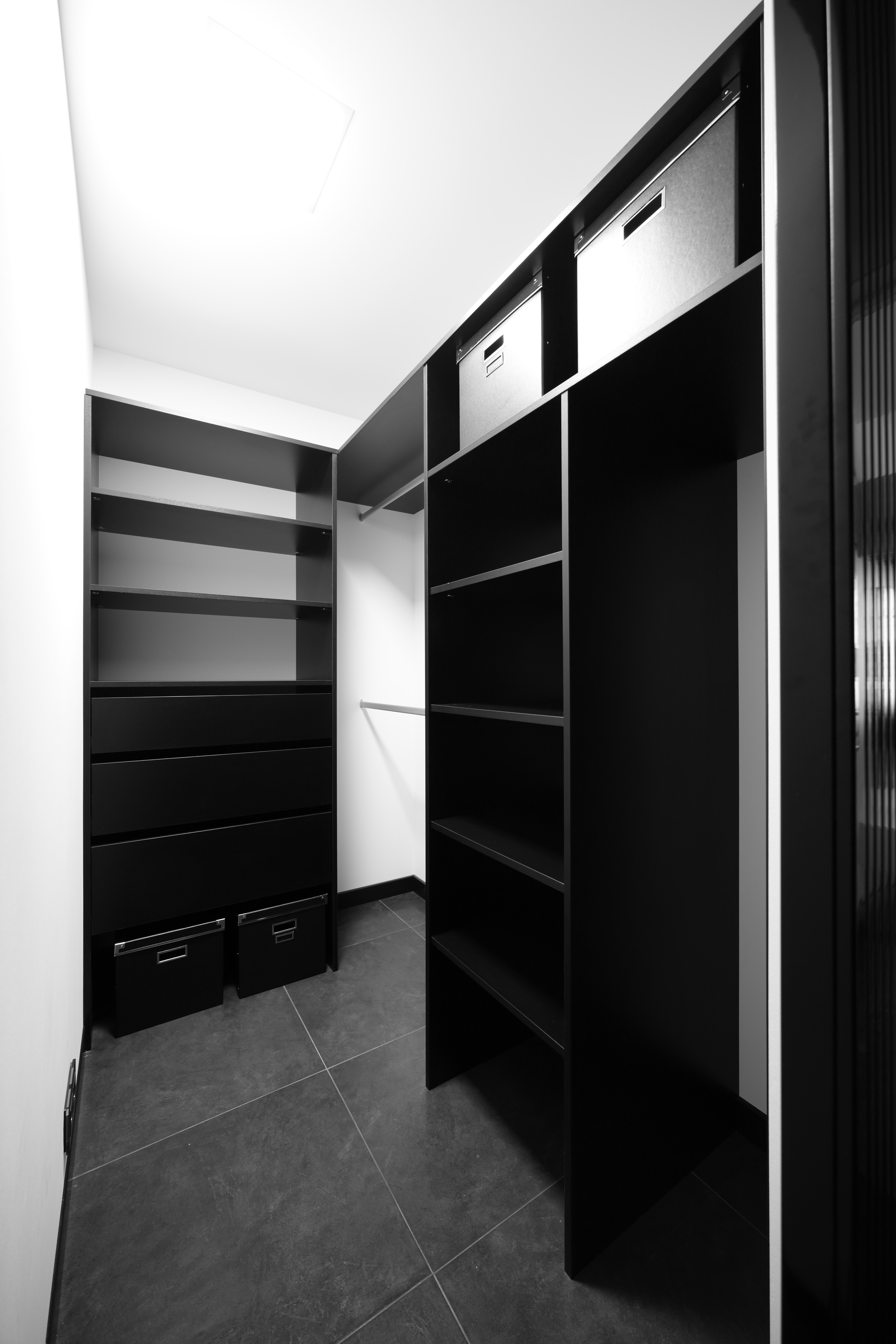 Walk In Closet Designs For Every Personality Type photo - 2