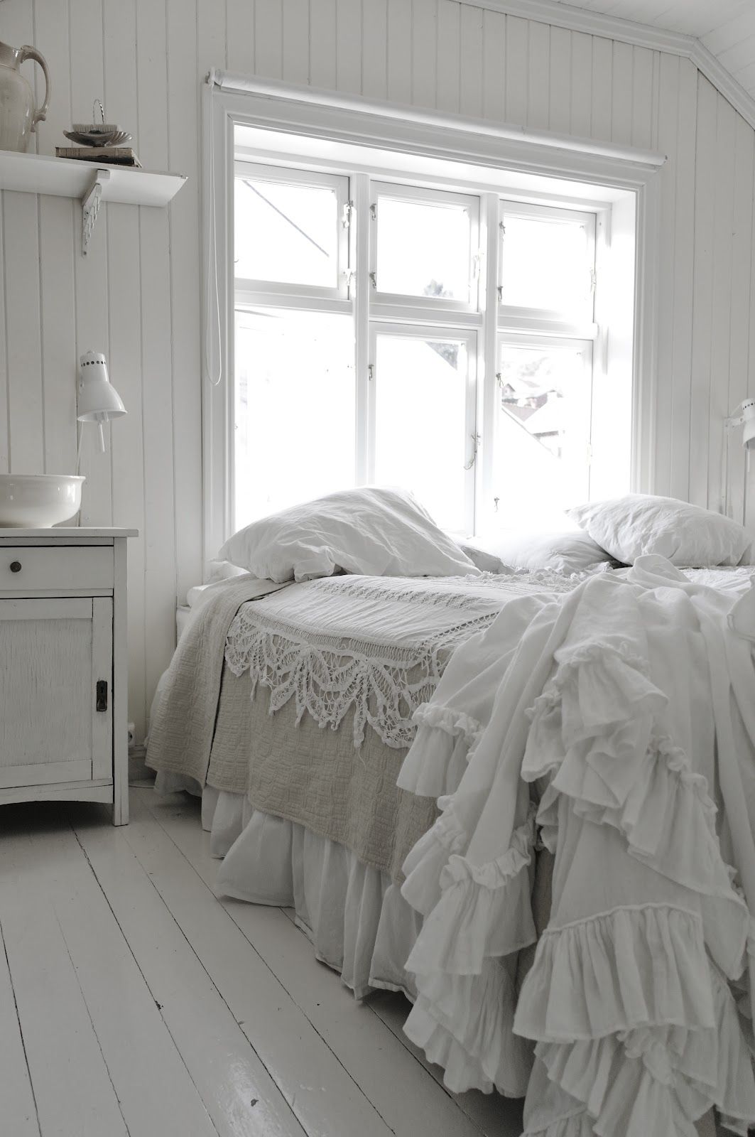 White and Wood Bedroom photo - 10