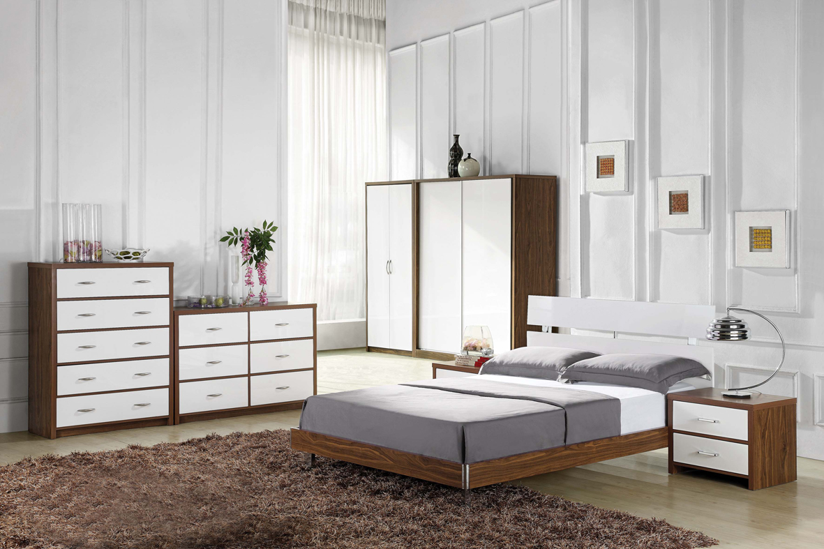 White and Wood Bedroom photo - 6