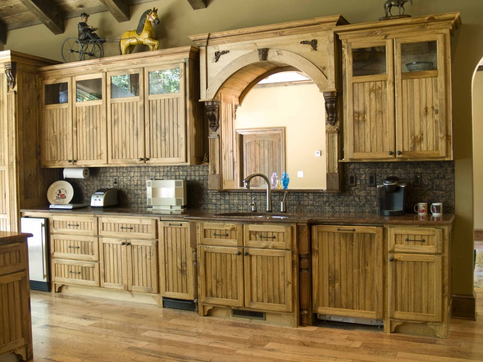 Wooden Rustic Kitchen Cabinets photo - 1