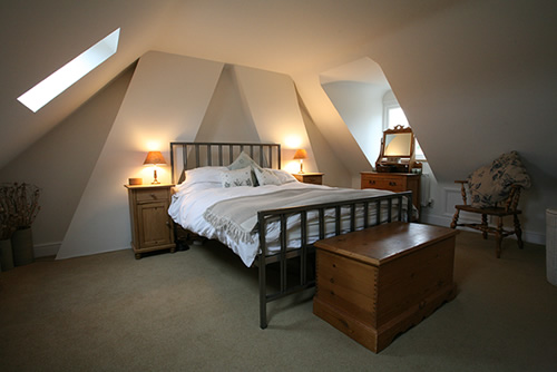bedroom designs attic rooms photo - 1