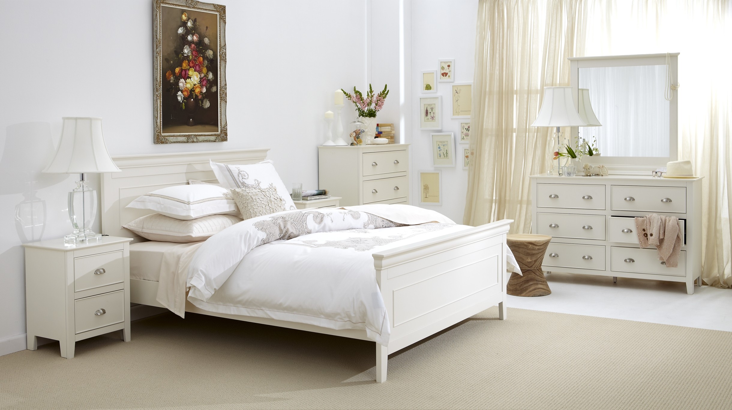 bedroom with white furniture decorating ideas photo - 3