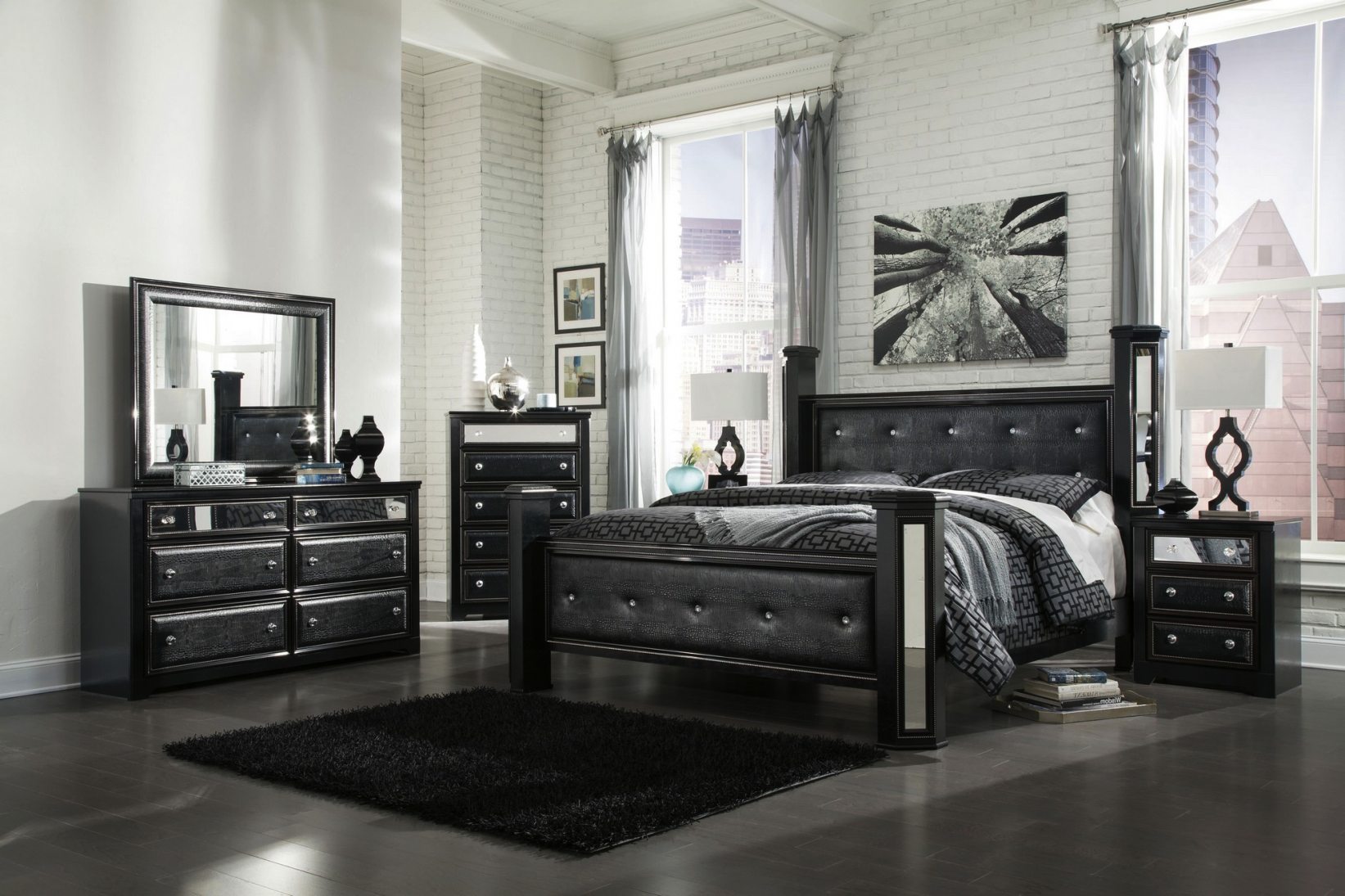 black and mirrored bedroom furniture photo - 5