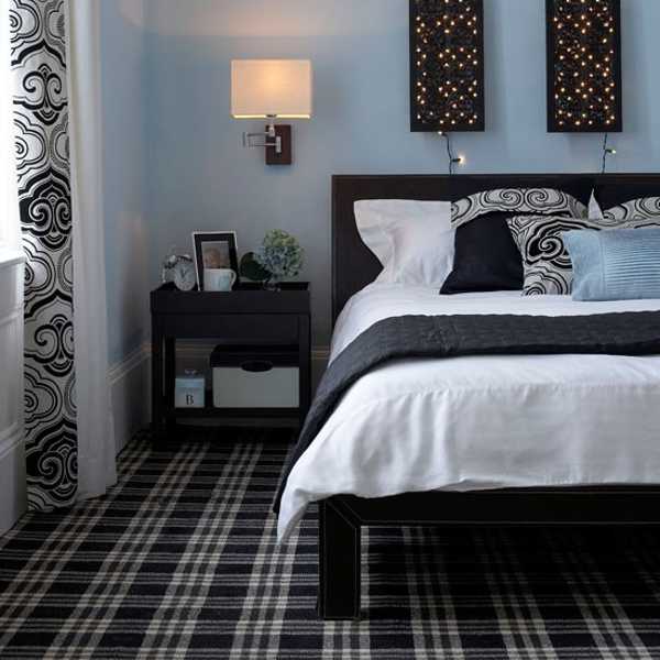 black and white bedrooms with blue accents photo - 6