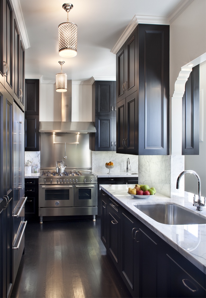 black cabinets for kitchen photo - 5