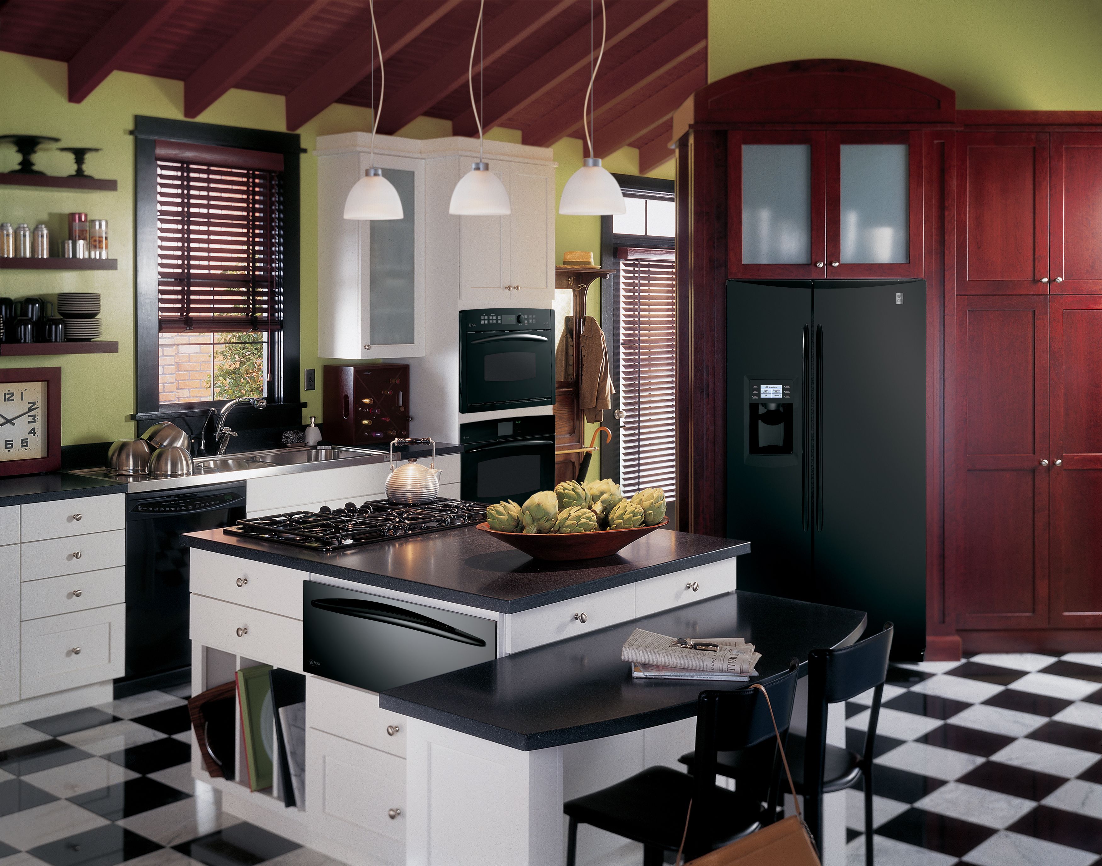 black kitchen cabinets and green walls photo - 5