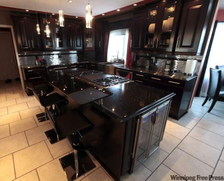 black kitchen cabinets countertops photo - 3