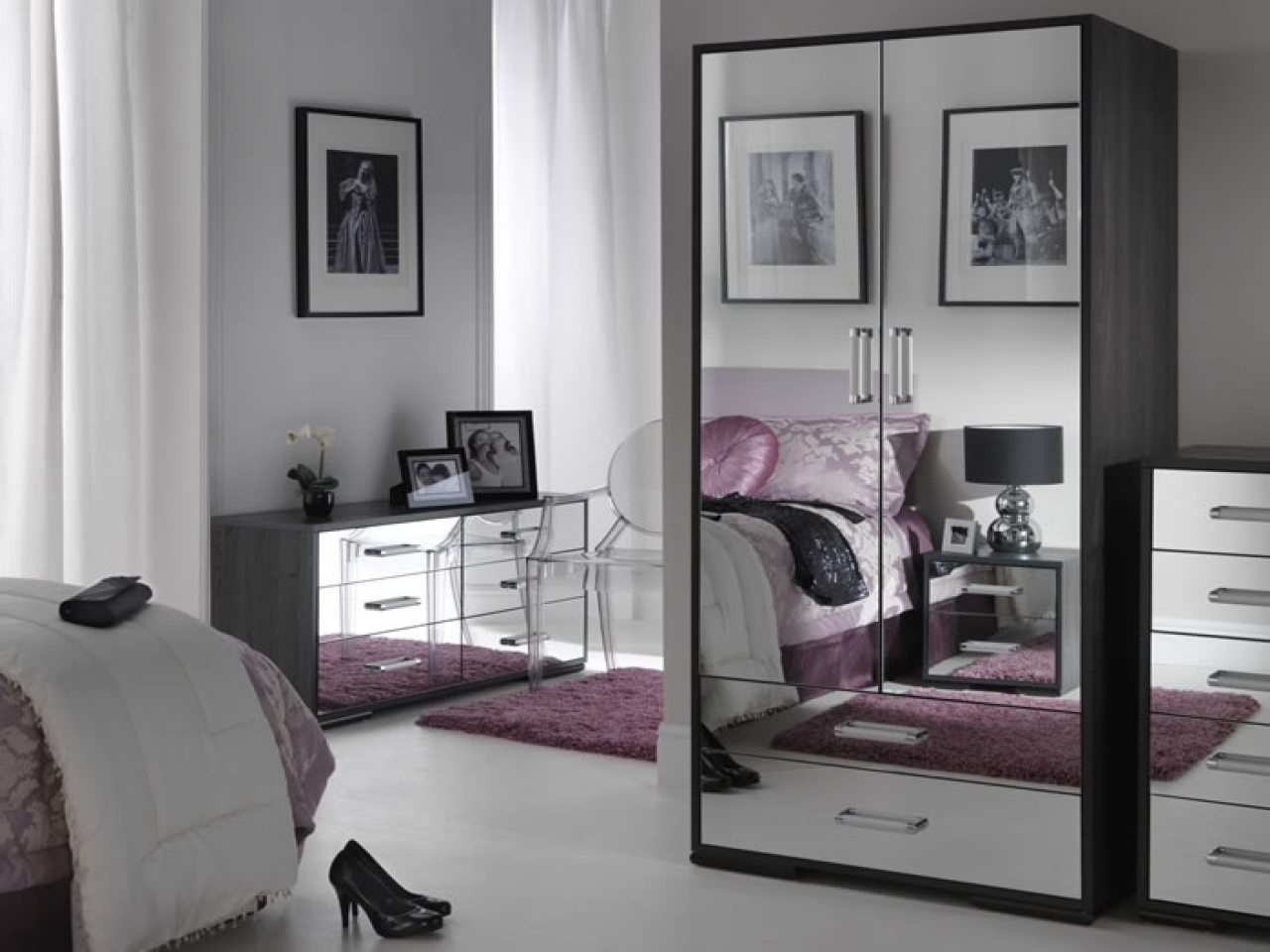 black mirrored bedroom furniture photo - 1