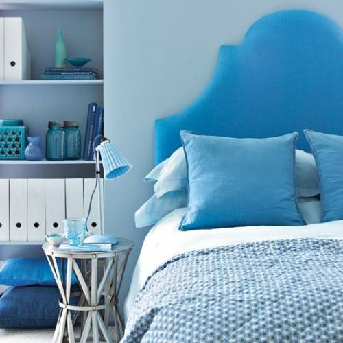 blue and white bedroom accessories photo - 3