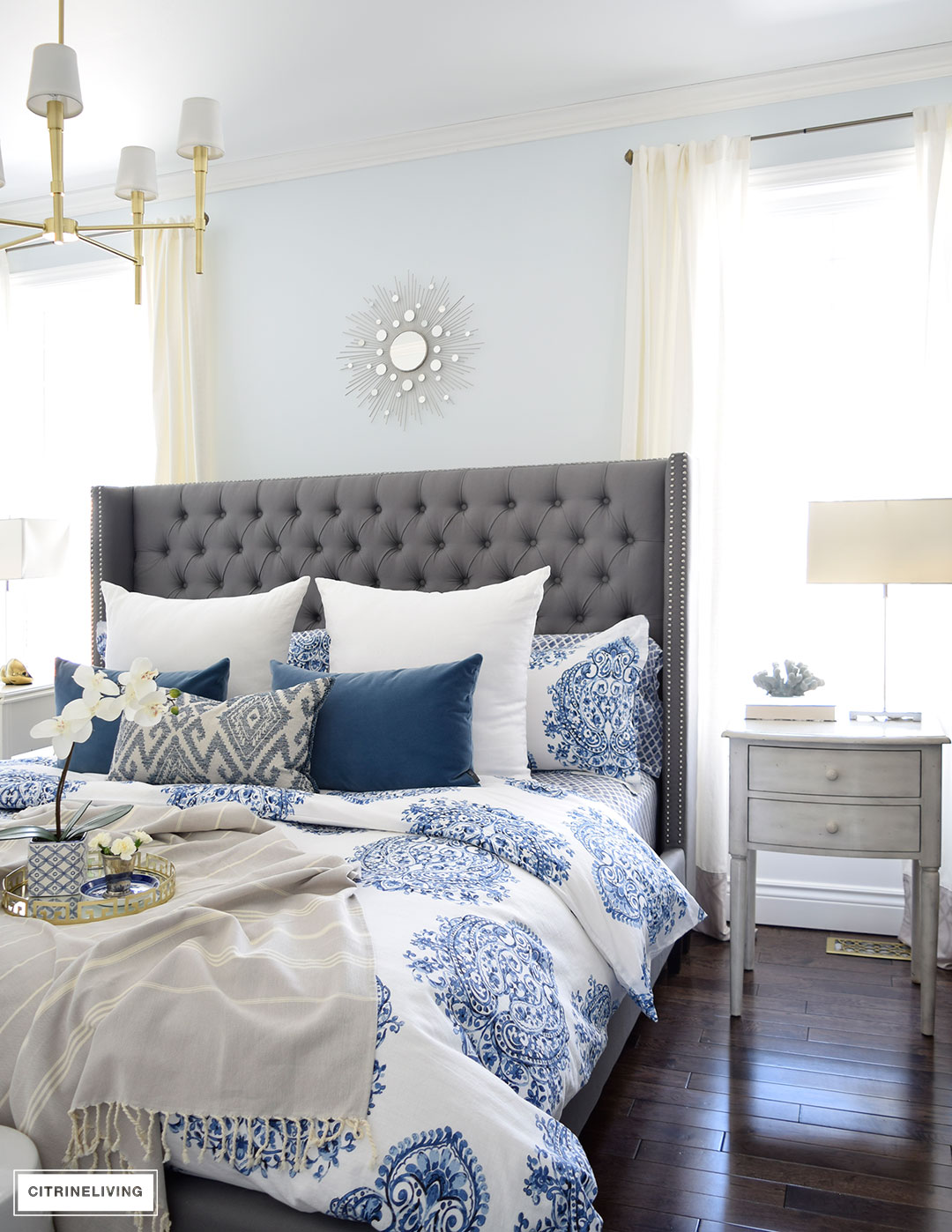 blue and white bedroom accessories photo - 4