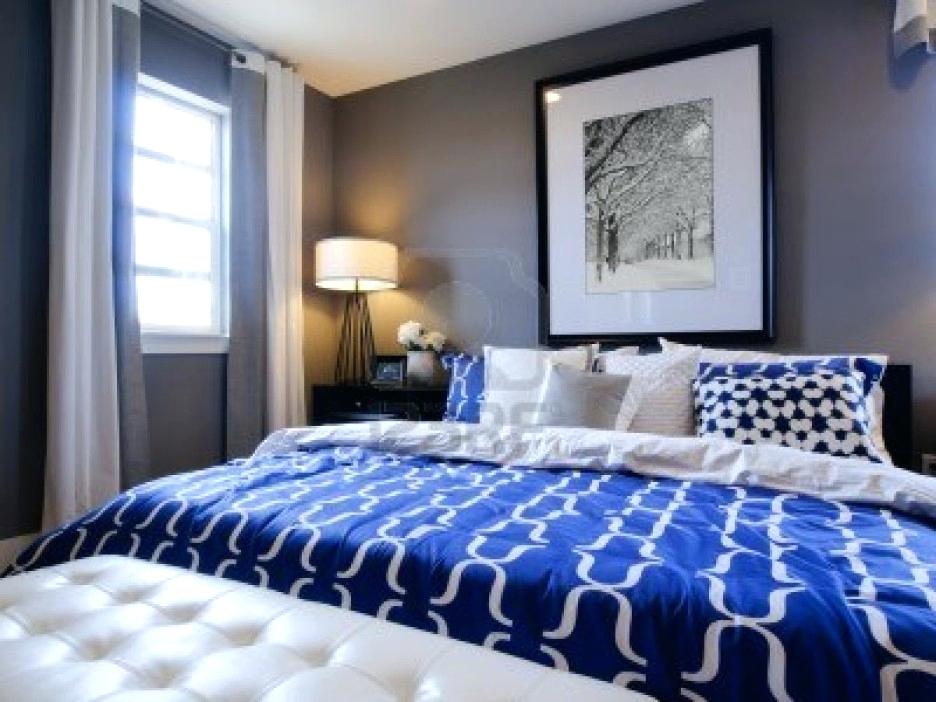 blue and white bedroom accessories photo - 7