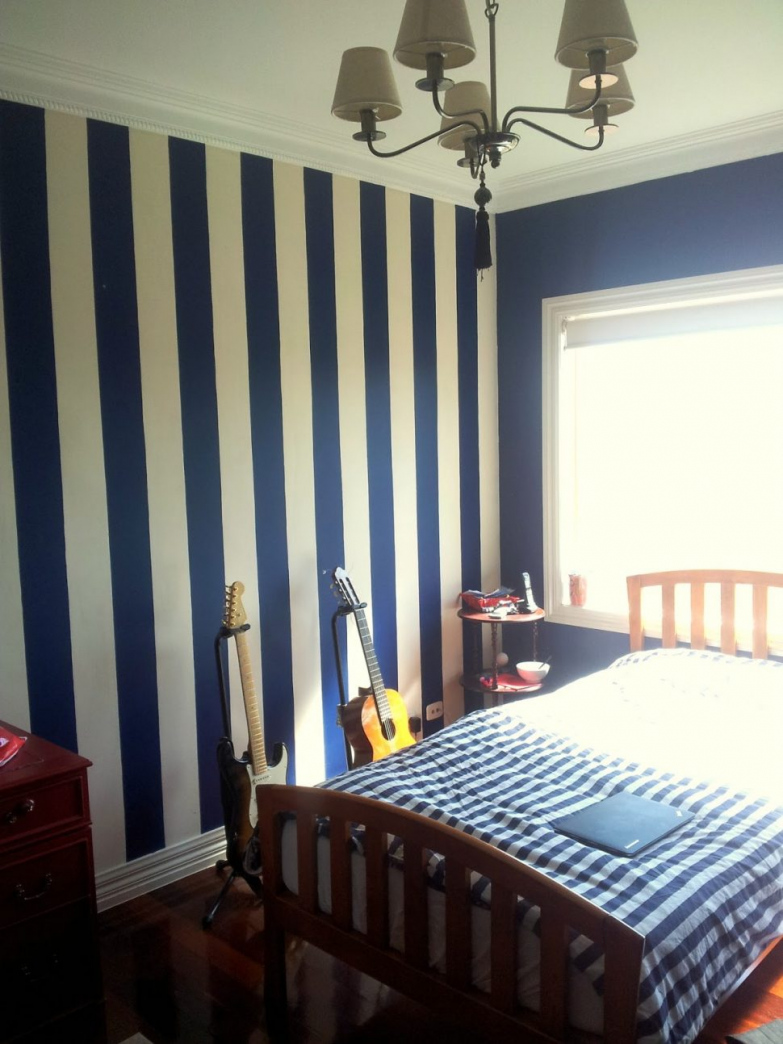 blue and white bedroom furniture photo - 10