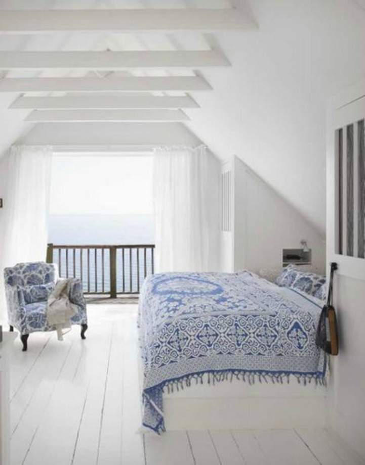 blue and white coastal bedrooms photo - 4