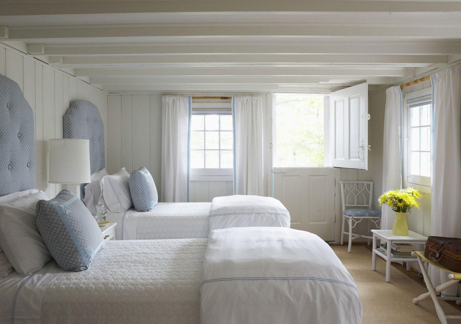 blue and white cottage bedrooms photo - 5