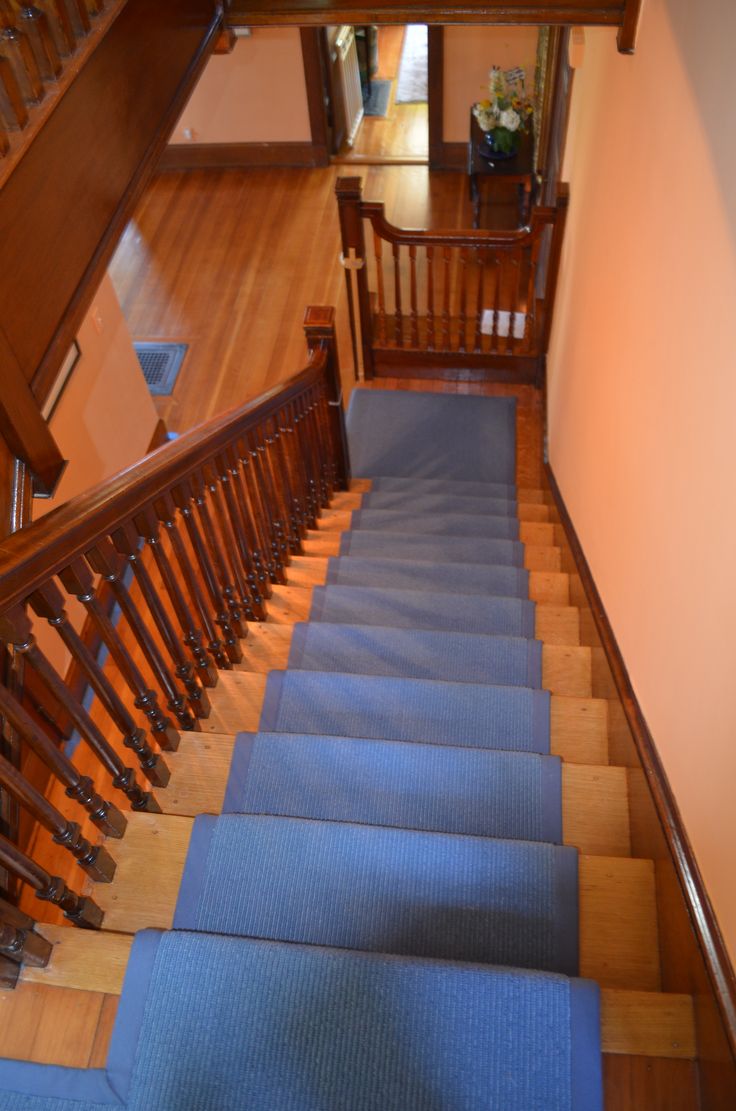 carpet runner for stairs installation photo - 9