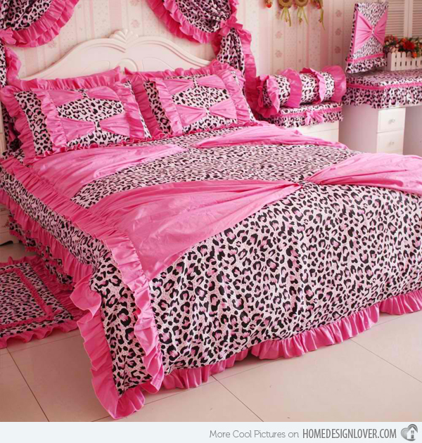 cheetah print and red bedroom photo - 7