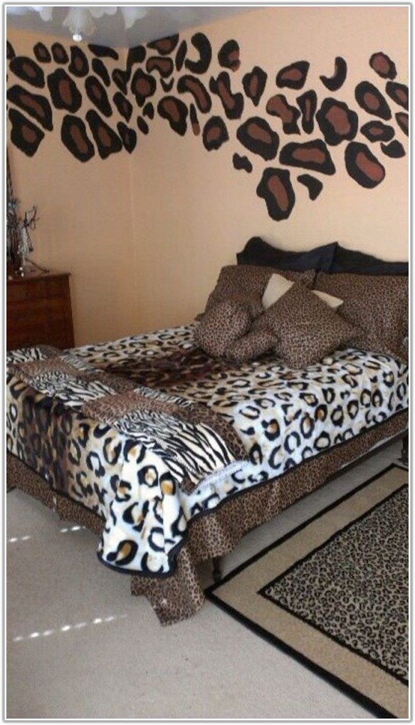 cheetah print bedroom decor photo - 2