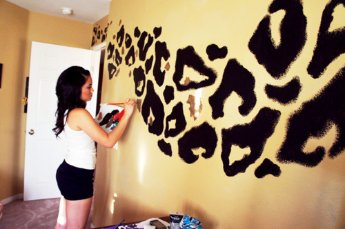 cheetah print bedroom decor photo - 4