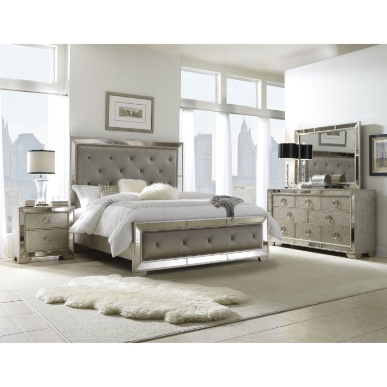 decorating with mirrored bedroom furniture photo - 8