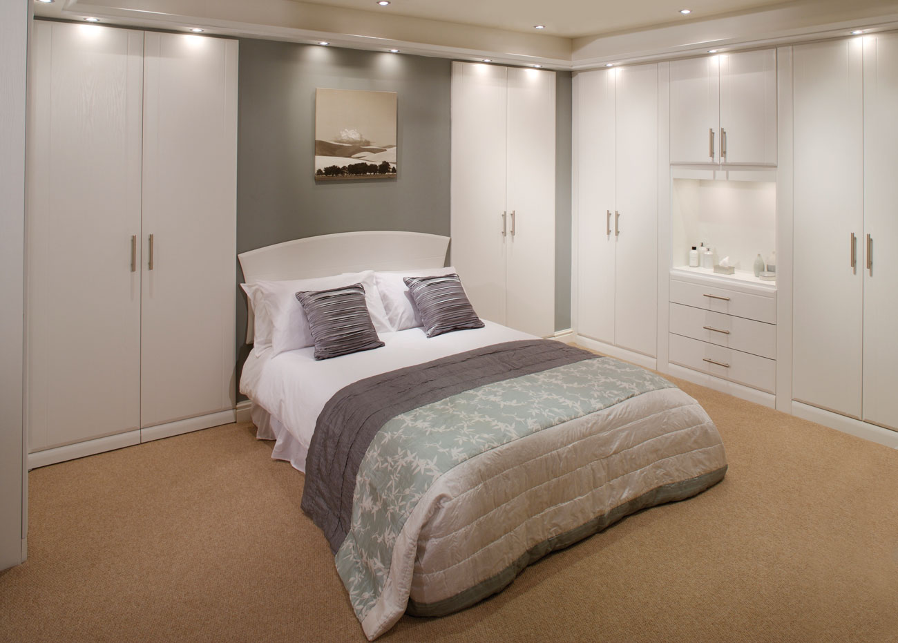 fitted bedroom furniture designs photo - 5