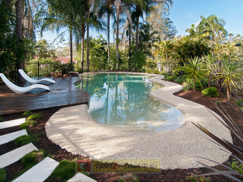 garden design ideas with pool photo - 9